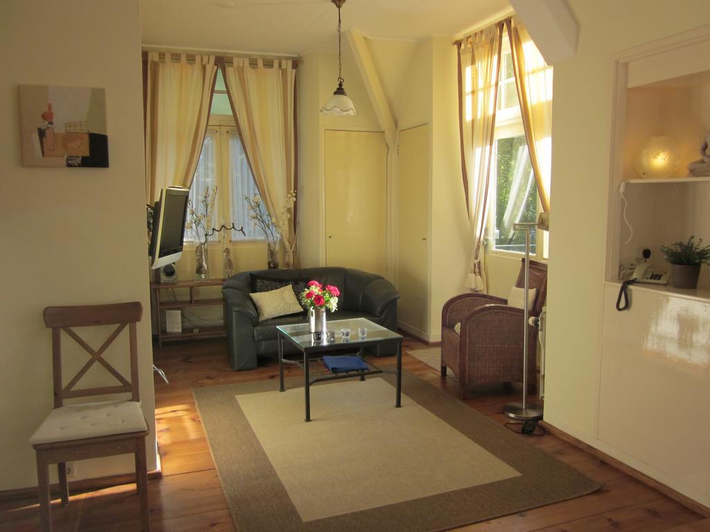 Appartementen Huize Eikenhof Bergen Room photo
